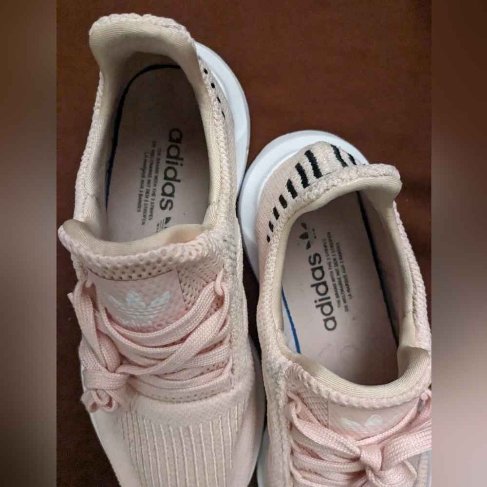 Adidas Pink and White 9 - Picture 9 of 9
